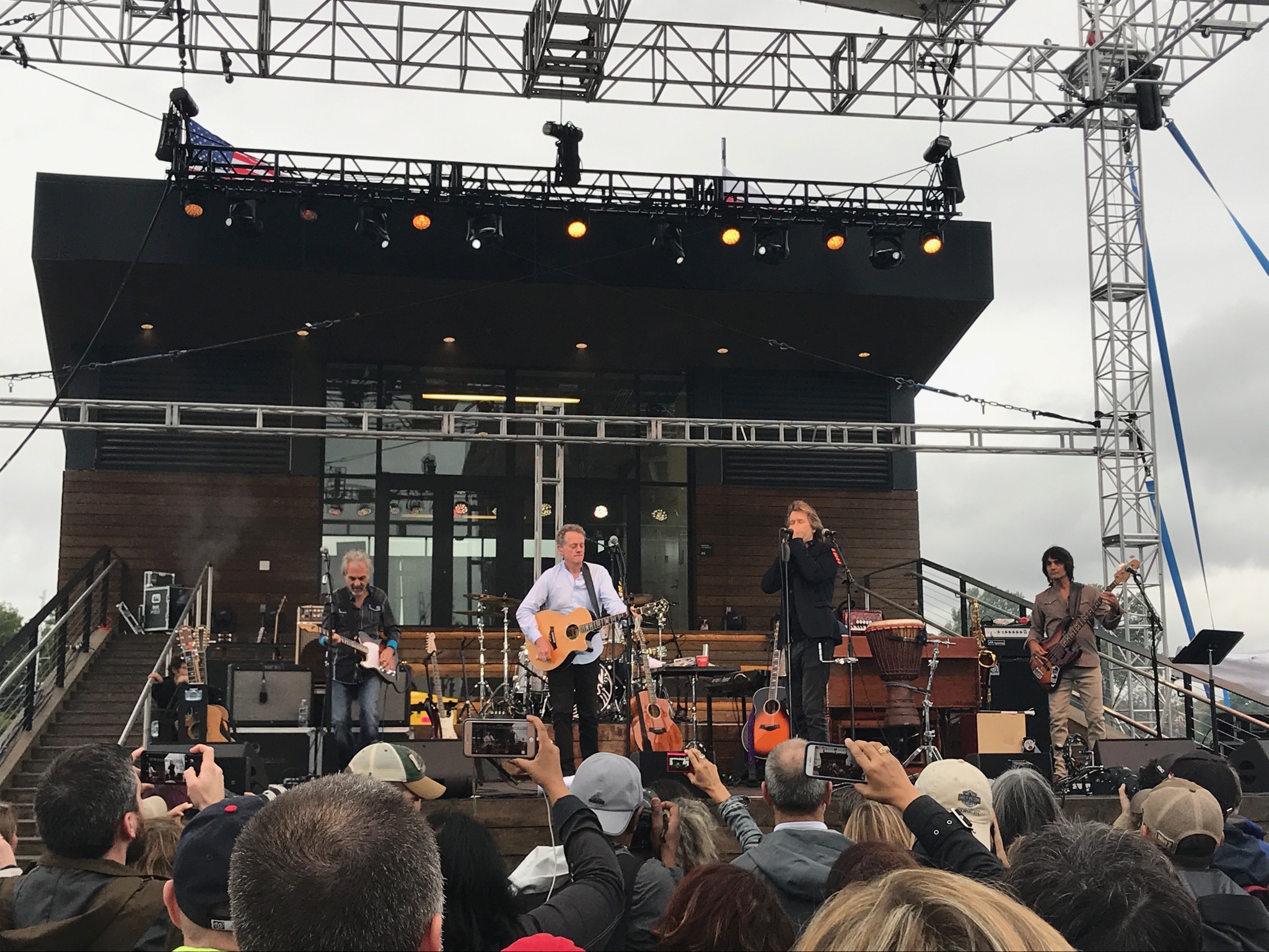 Wharf DC - District pier music